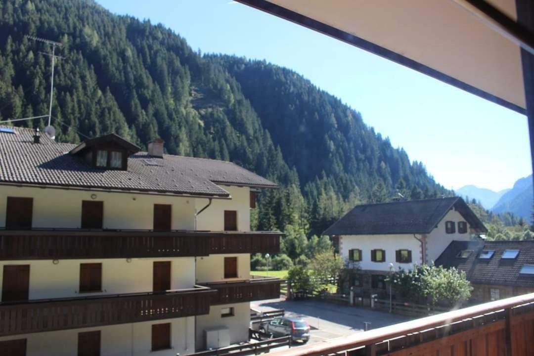 Appartamento Di Viola & Elia Predazzo Exterior foto